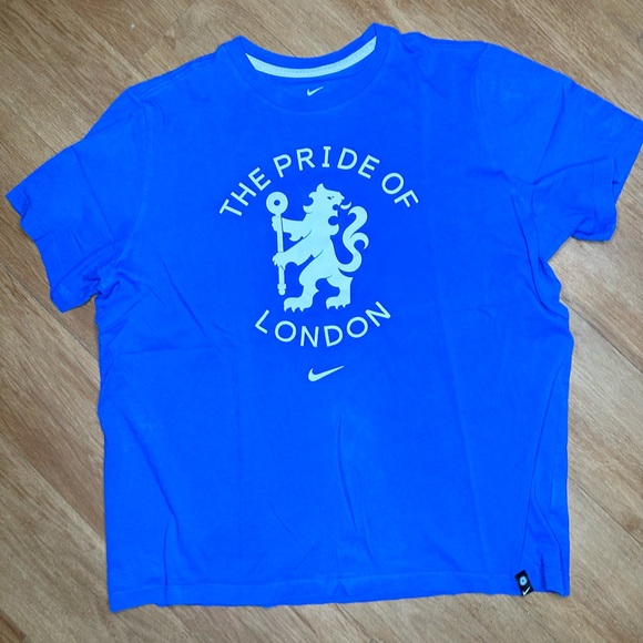 Nike Other - Nike Blue and White Short Sleeve Tee